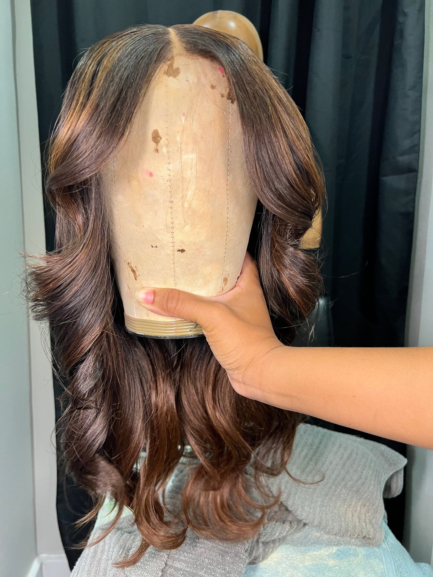 *Pre Loved- 4x4 closure wig