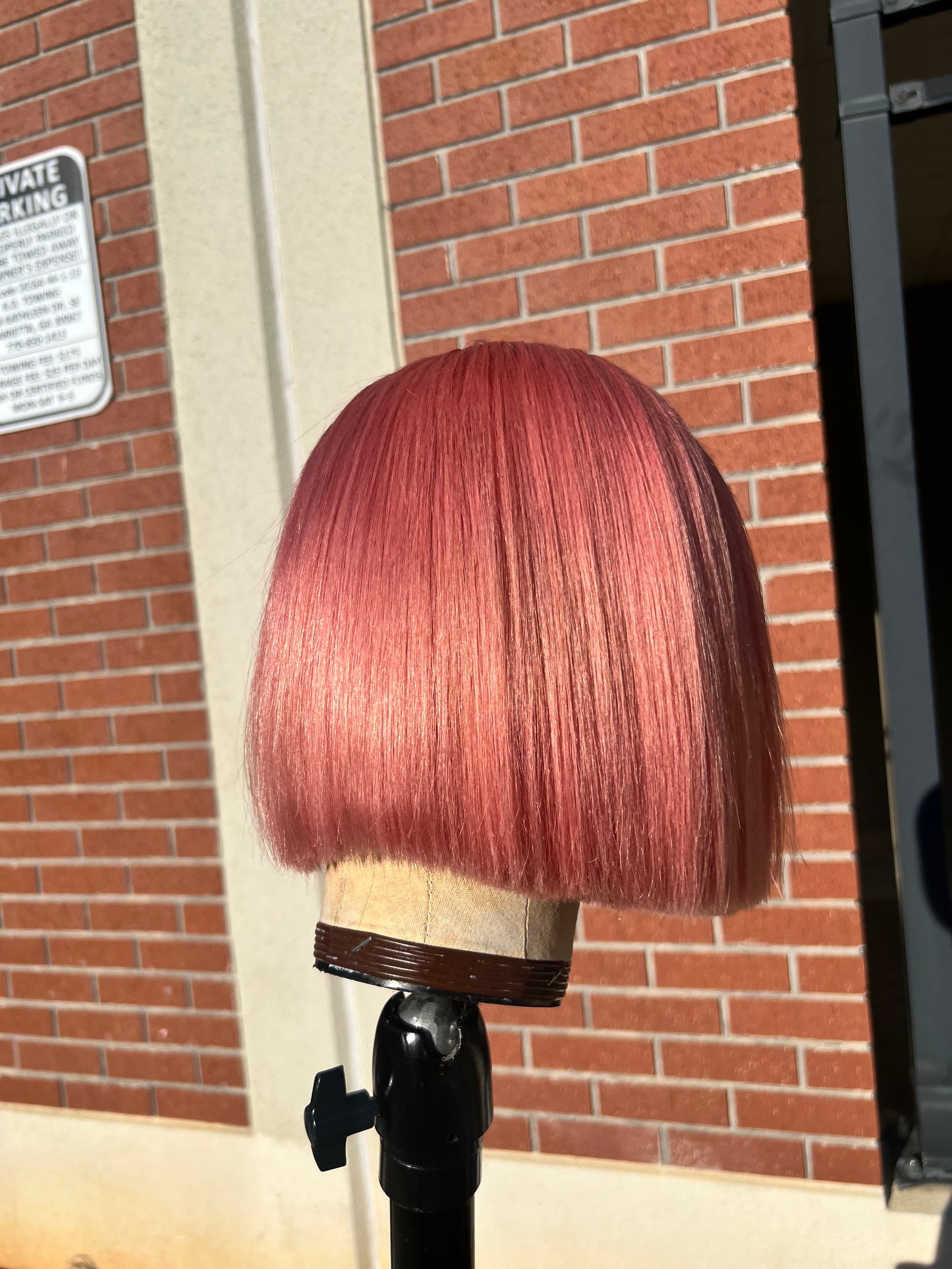 PRE LOVED 10inch Rose Pink Bob with bangs