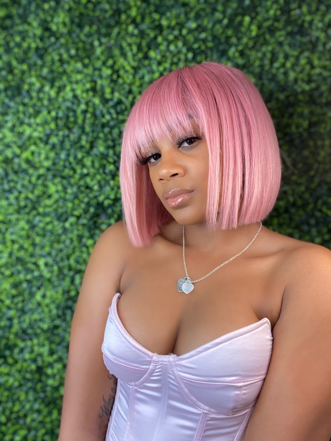 PRE LOVED 10inch Rose Pink Bob with bangs
